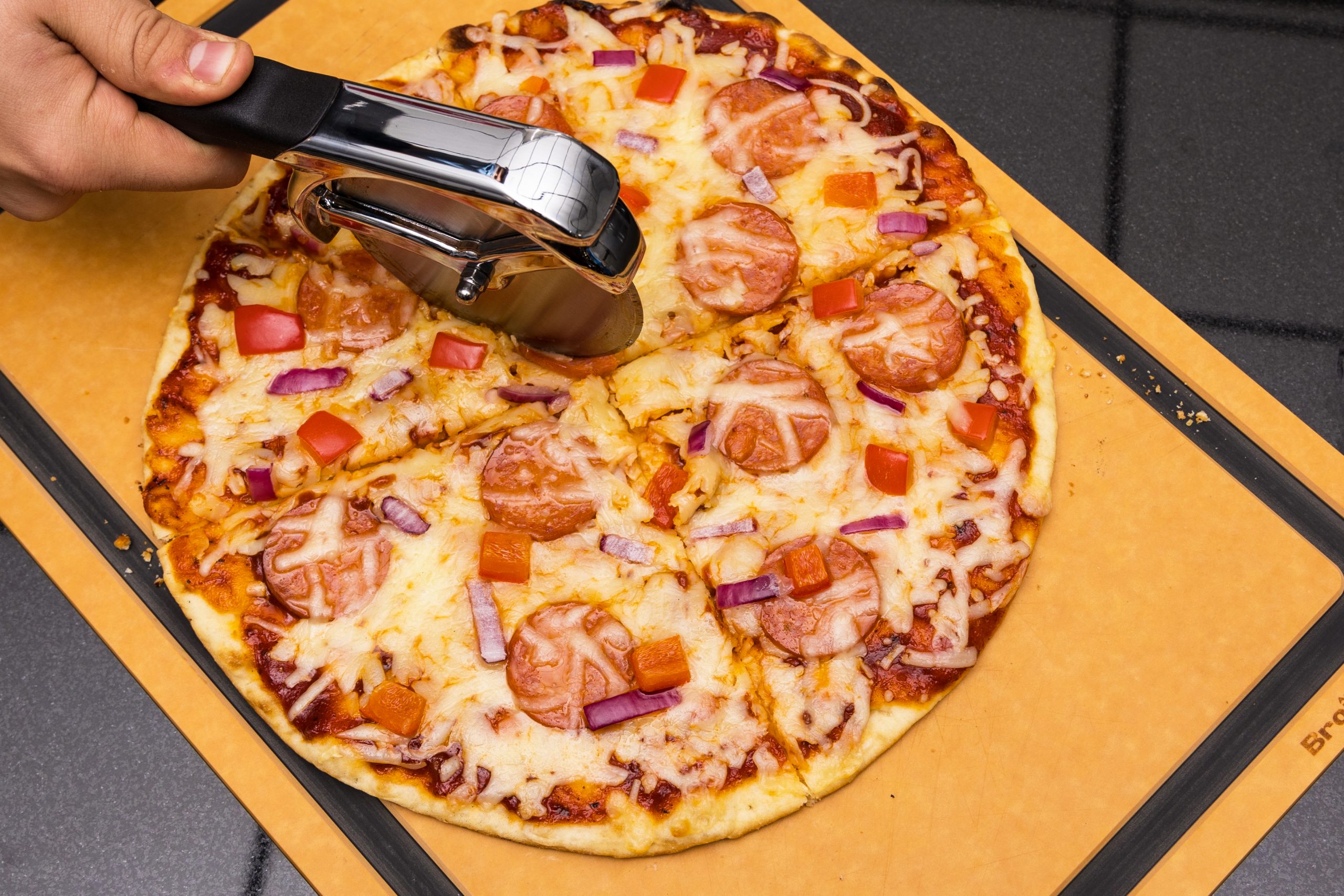 Nož za pizzu s okruglom oštricom - Nož za pizzu s okruglom oštricom