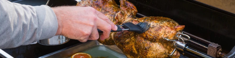 Piletina na rotirajućem ražnju Baron Hybrid roštilja